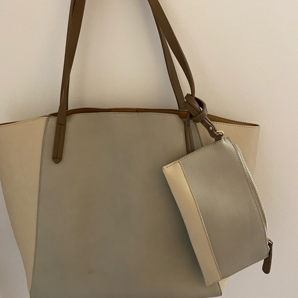 Women Tote Bag in Leather